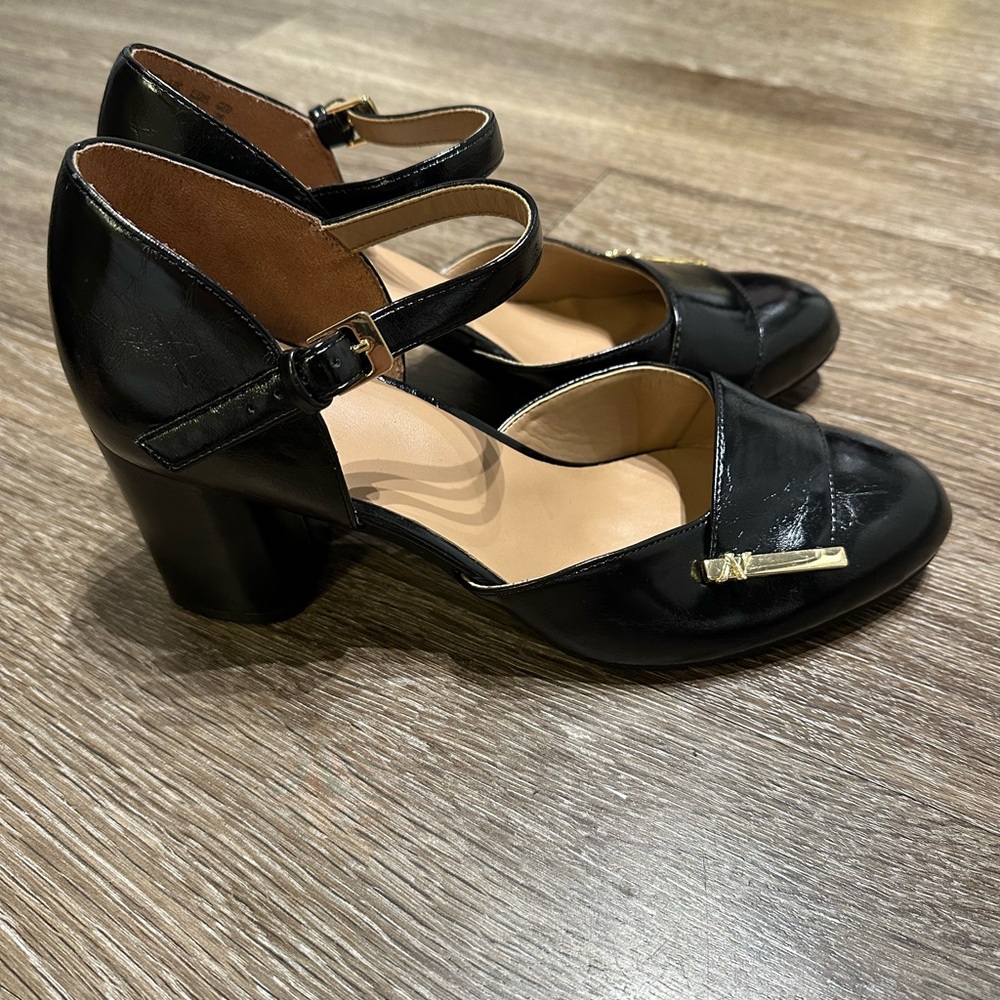 Naturalizer Black Mary Jane Pump Heel